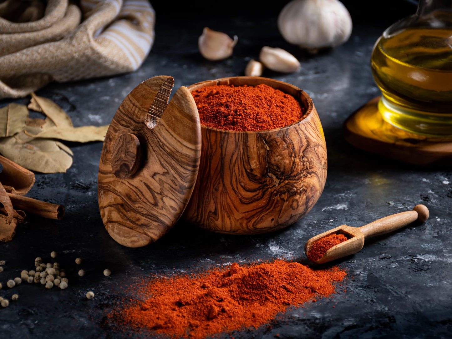 Spices Jar with Lid and Spoon - 10x8 CM - Darido