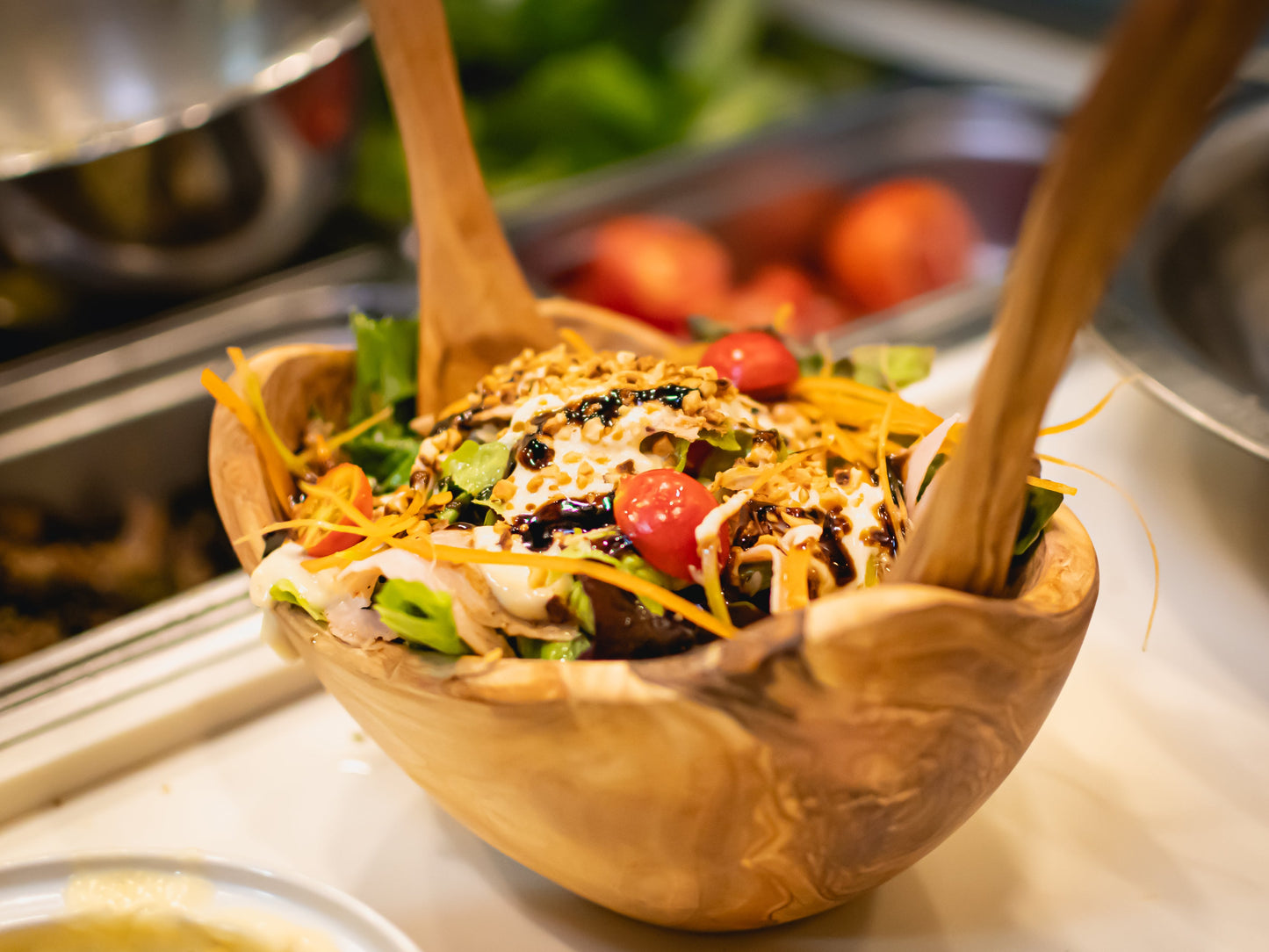 Oval Salad Bowl 18x14 cm with Utensils