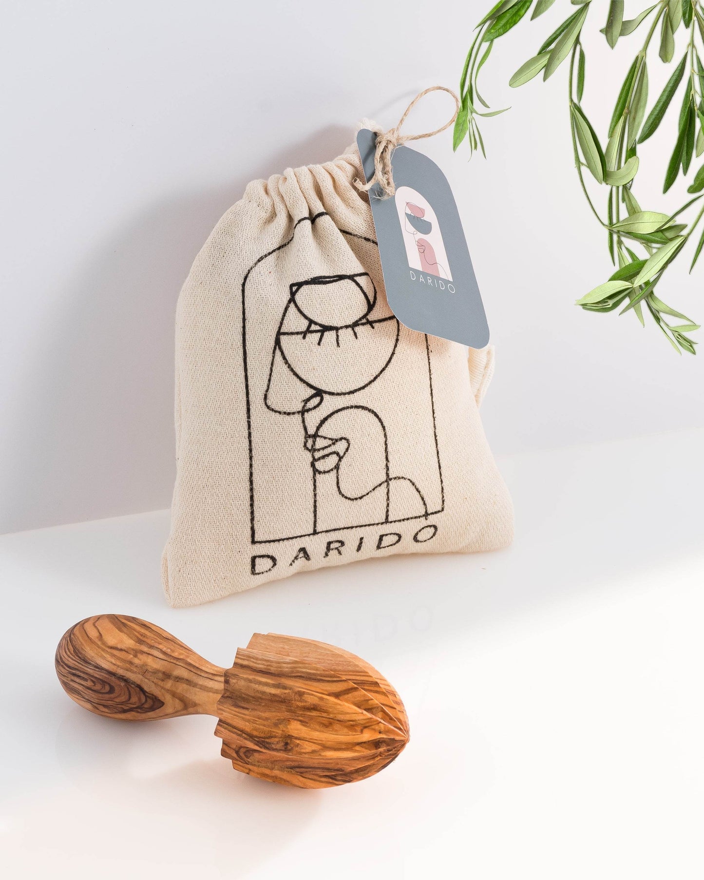 Olive Wooden Manual Juicer - Darido