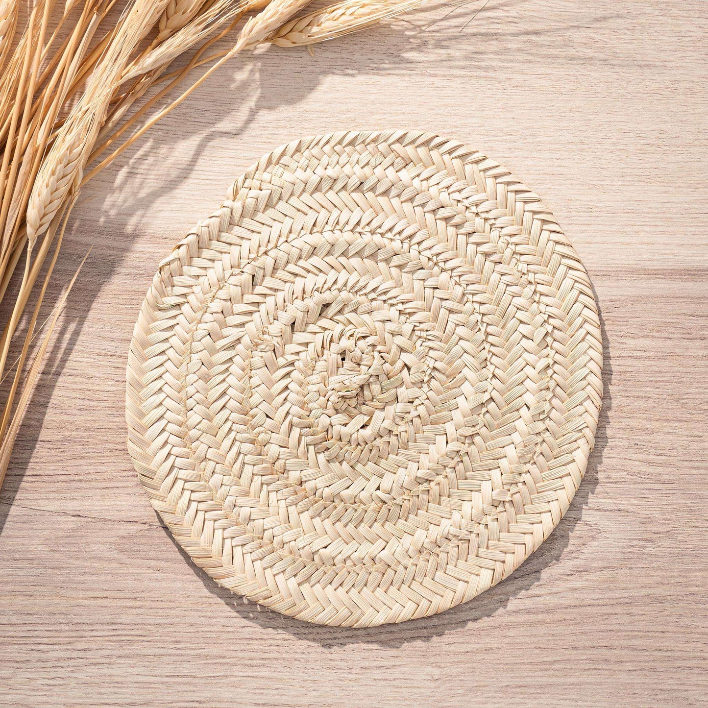 Darido Saaf Grass Woven Round trivet- 20 cm - Darido