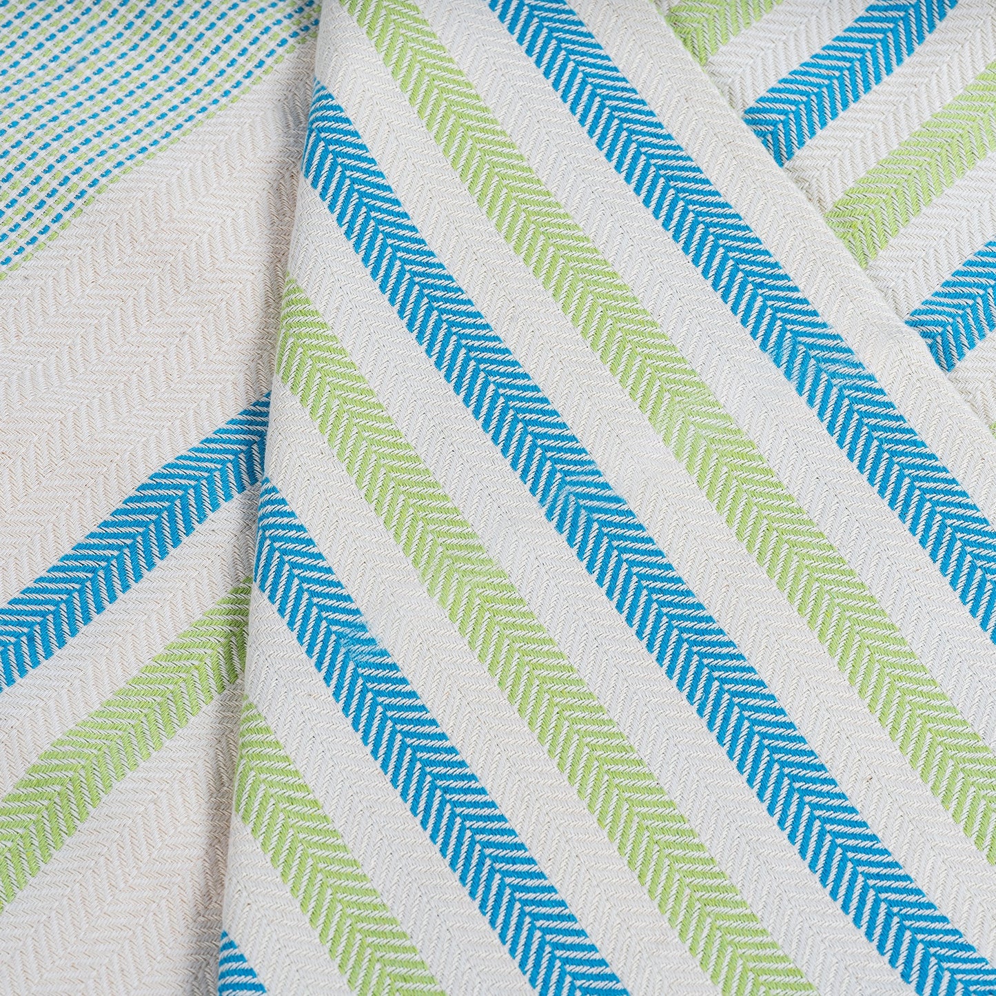 Insulated Beach Bag with Fouta