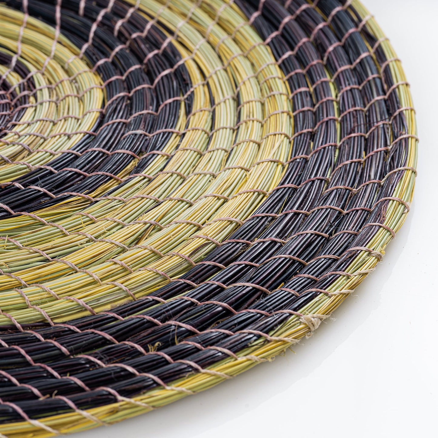 Pack of 6 Decorative Halfa Wall Discs