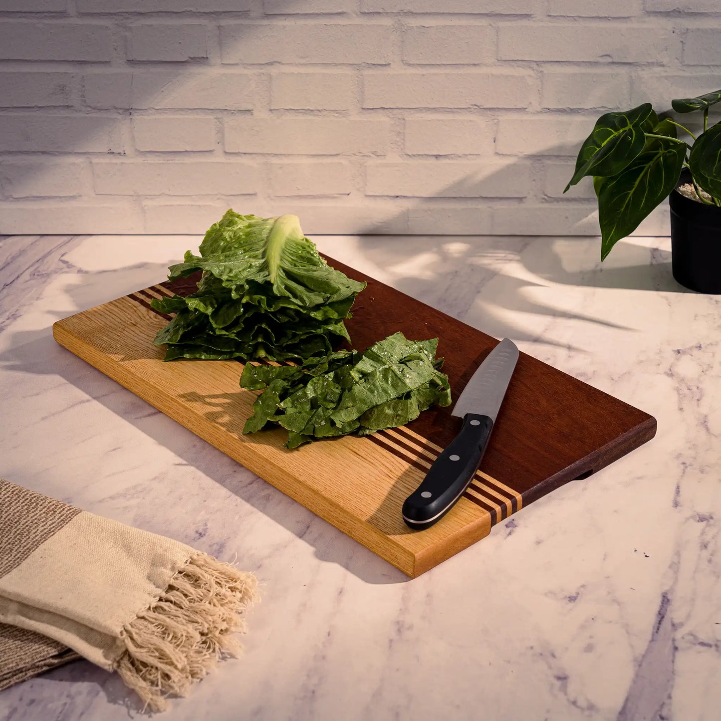 Trola Cutting & Serving Board – Handmade Elegance in Wood