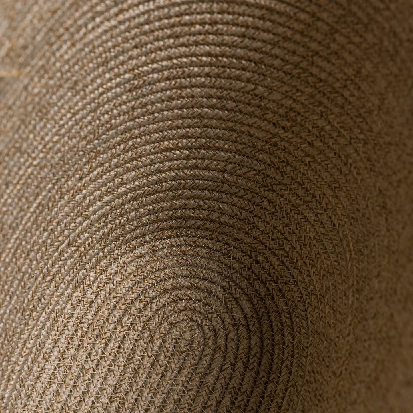 Elegant Handwoven Handbag – Artisanal Braided Design by Darido