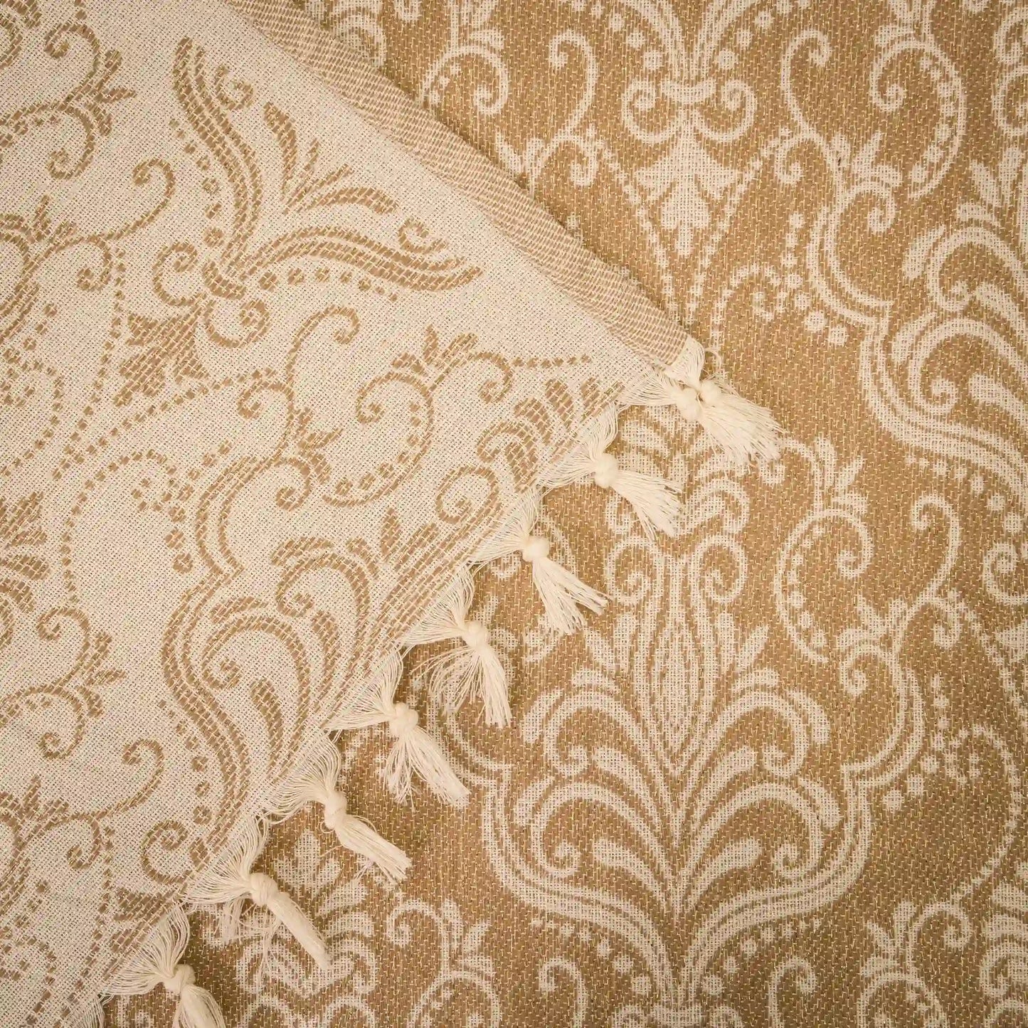 Luxurious Baroque Bed Runner Set with 2 Cushion Covers - High quality