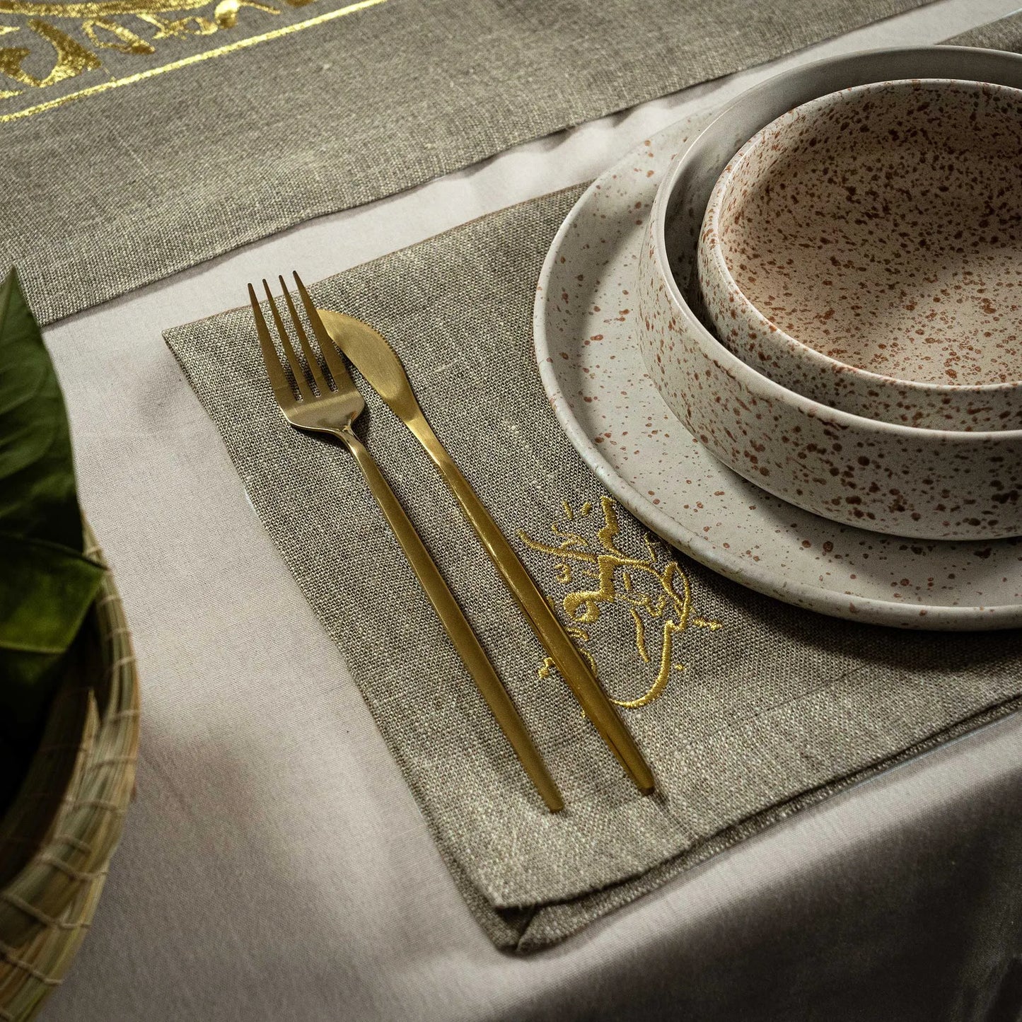 Luxurious Calligraphic Tablecloth – Elegance for Every Gathering