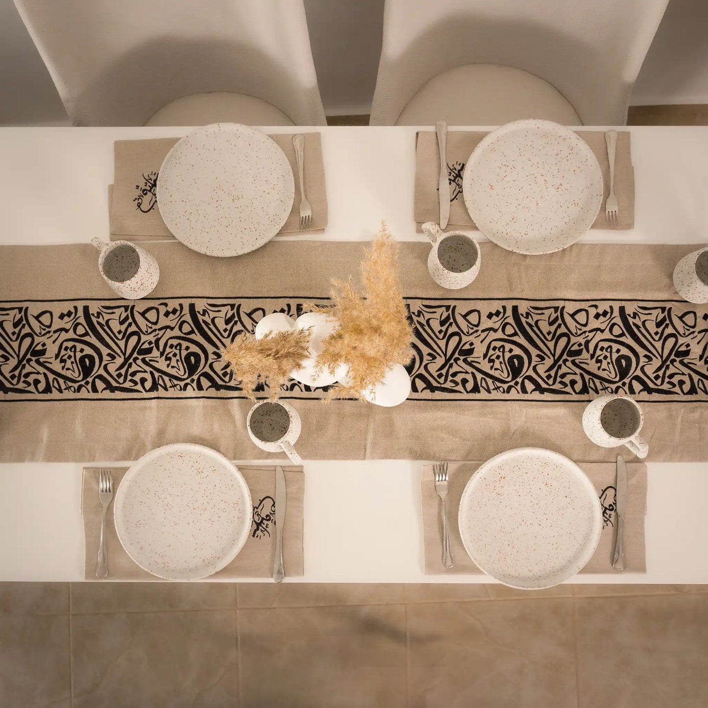 Luxurious Linen Table Runner with Calligraphic Design – Elegance for Every Occasion