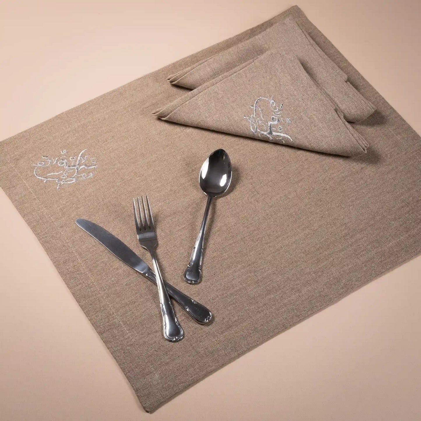 Luxurious Linen Table Runner with Calligraphic Design – Elegance for Every Occasion