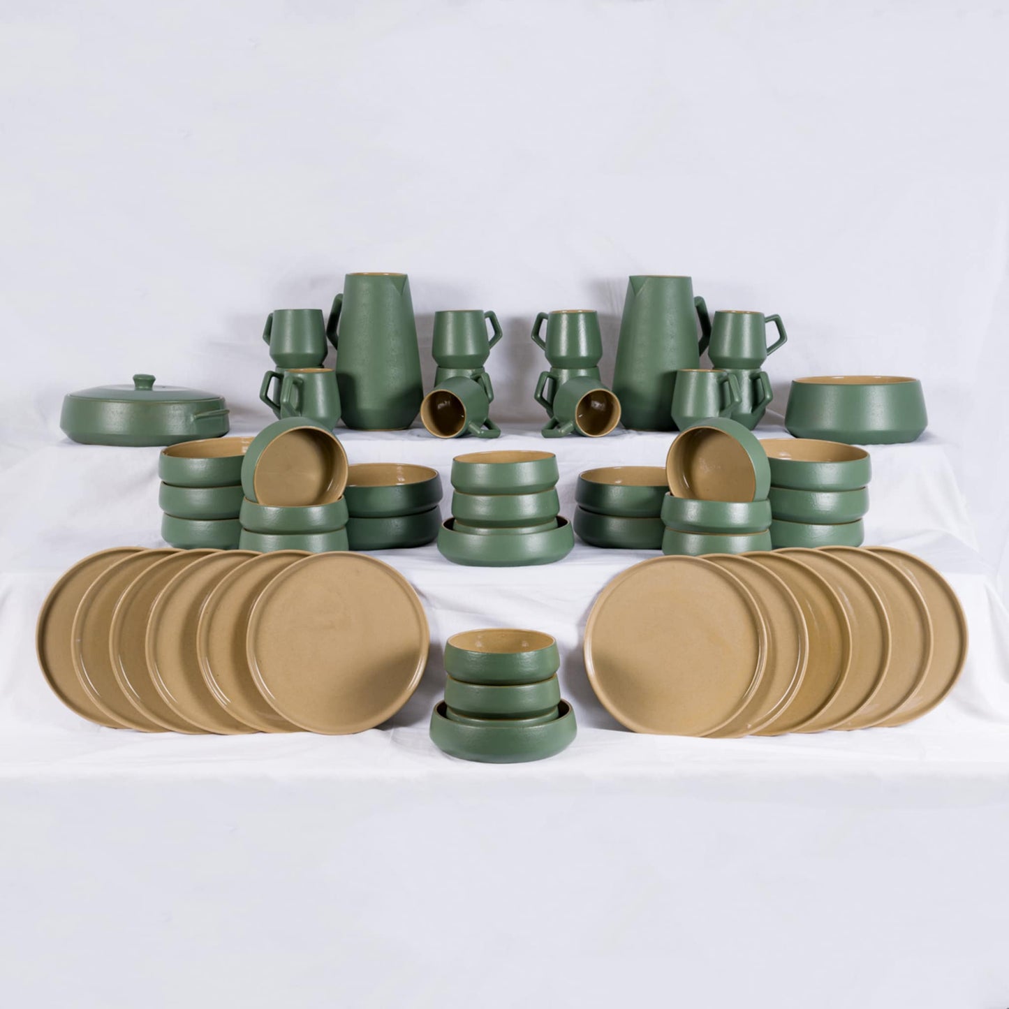 Handmade Stoneware Jade Table Set – Elegant Artisan Ceramic Dinnerware