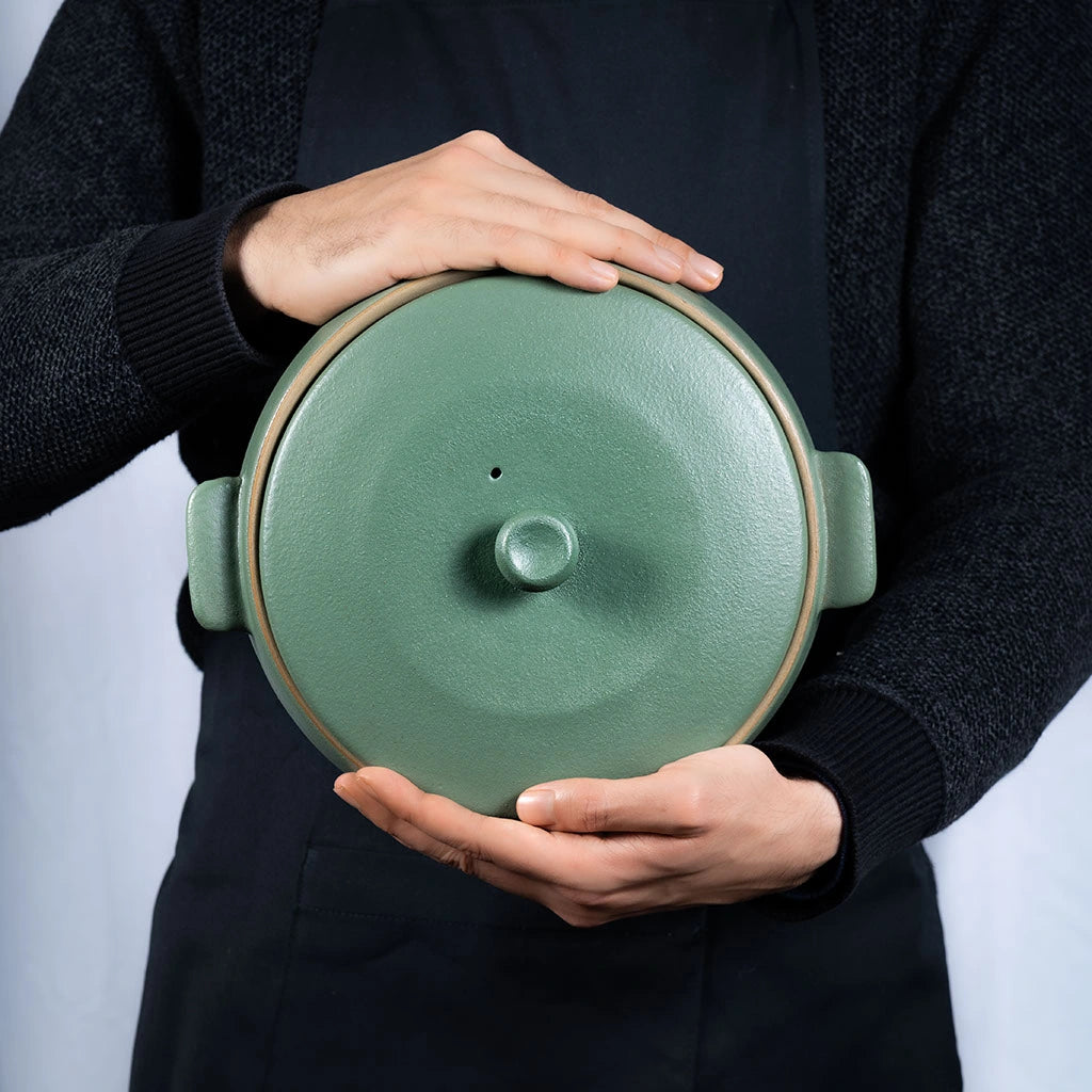 Handmade Stoneware Jade Table Set – Elegant Artisan Ceramic Dinnerware