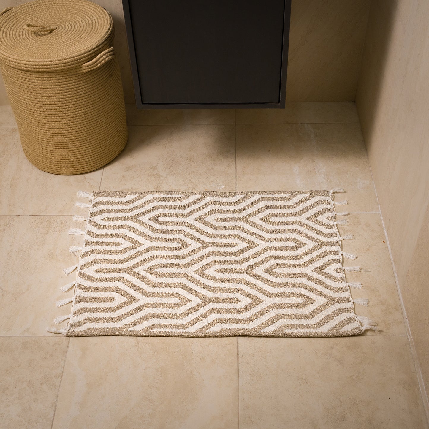 Handmade Cotton Bath Mat Matous | Reversible Bathroom Rug