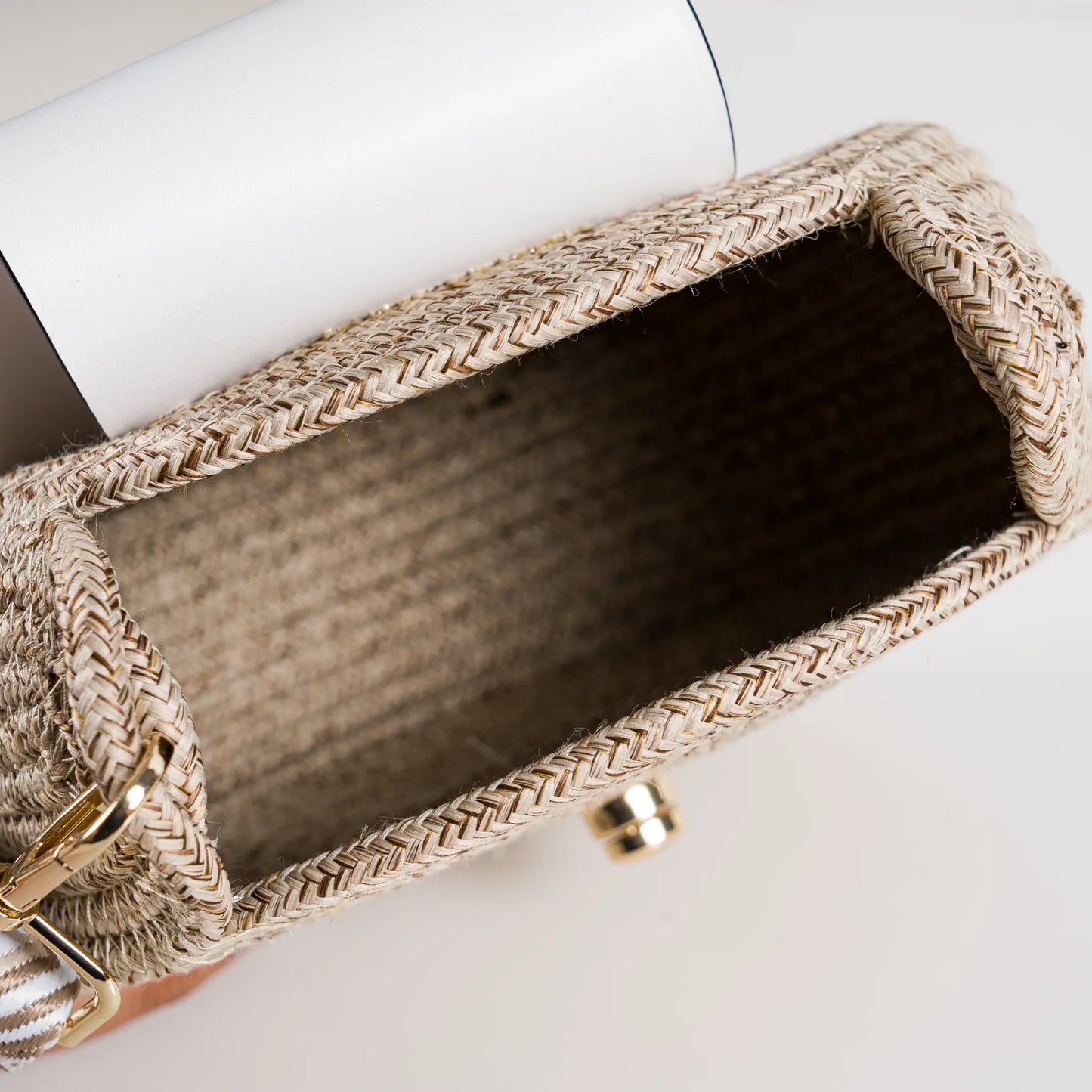 Blana & Amla Round Handbag – Handmade Elegance in Natural Fibers