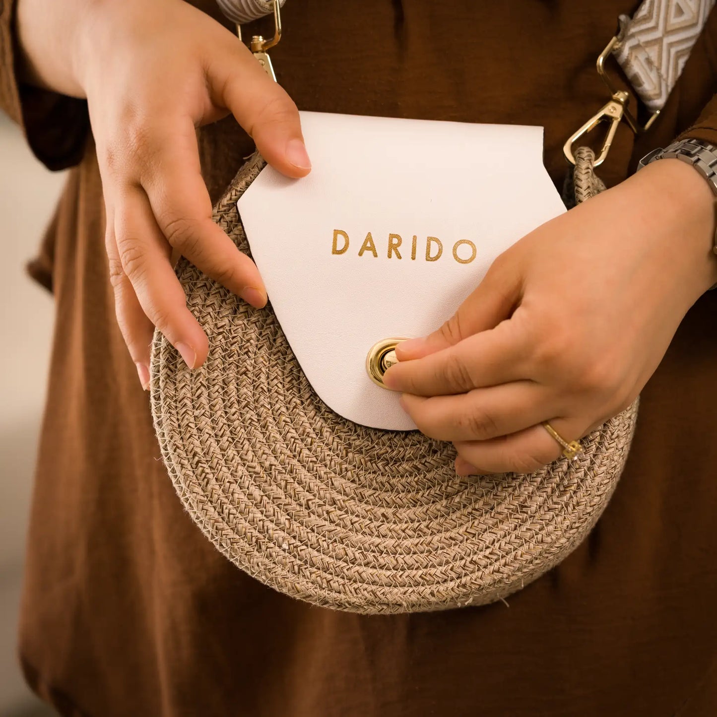 Blana & Amla Round Handbag – Handmade Elegance in Natural Fibers