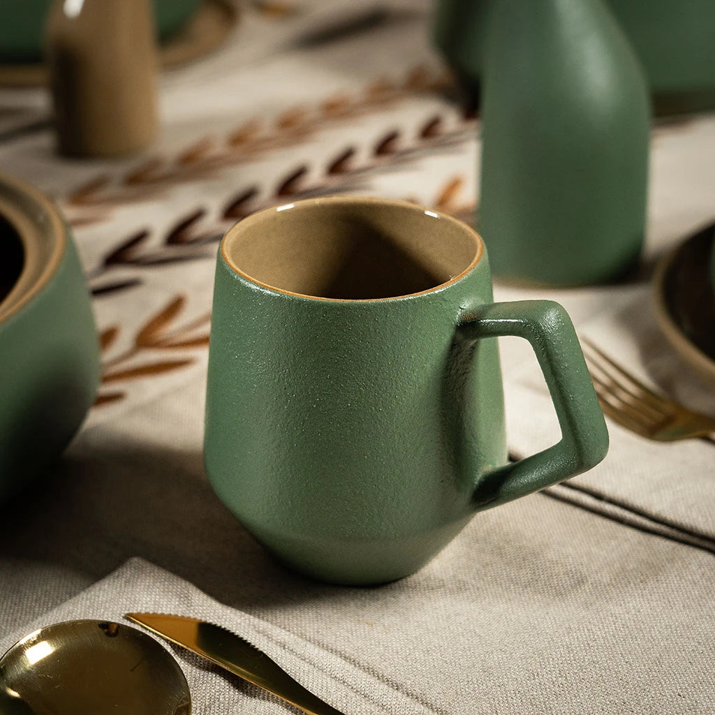 Handmade Stoneware Jade Table Set – Elegant Artisan Ceramic Dinnerware