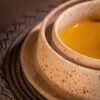 طقم طاولة فخاري أبيض يدوي – أواني عشاء خزفية أنيقة