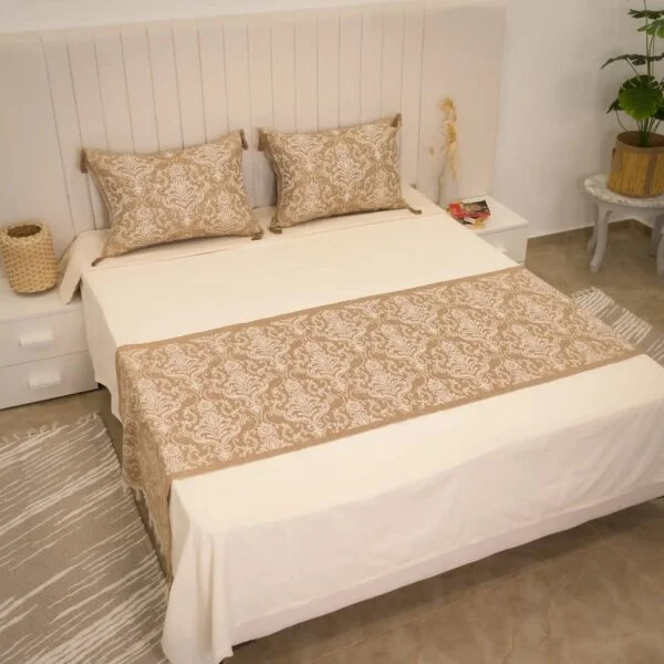 طقم سرير بتصميم باروكي أنيق مع غطائي وسادة فاخرين - 3 قطع